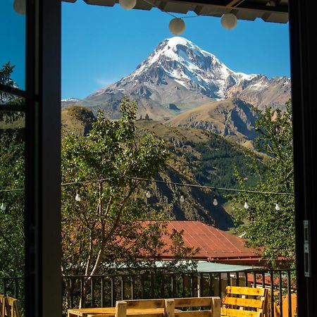 Planet Kazbegi Hotel Exterior foto
