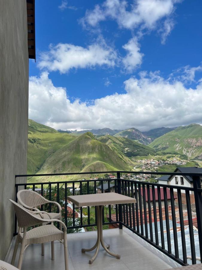 Planet Kazbegi Hotel Exterior foto
