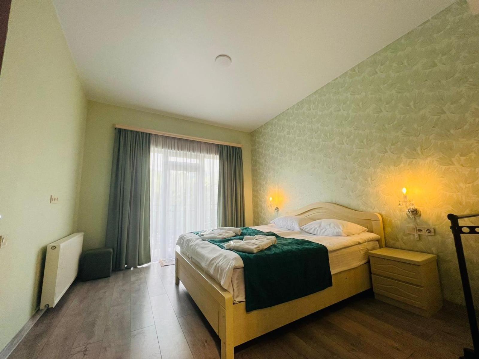 Planet Kazbegi Hotel Exterior foto